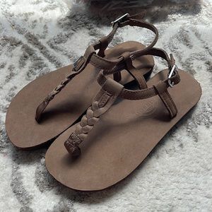 Rainbow T-Strap Braidy leather sandals size 11-12